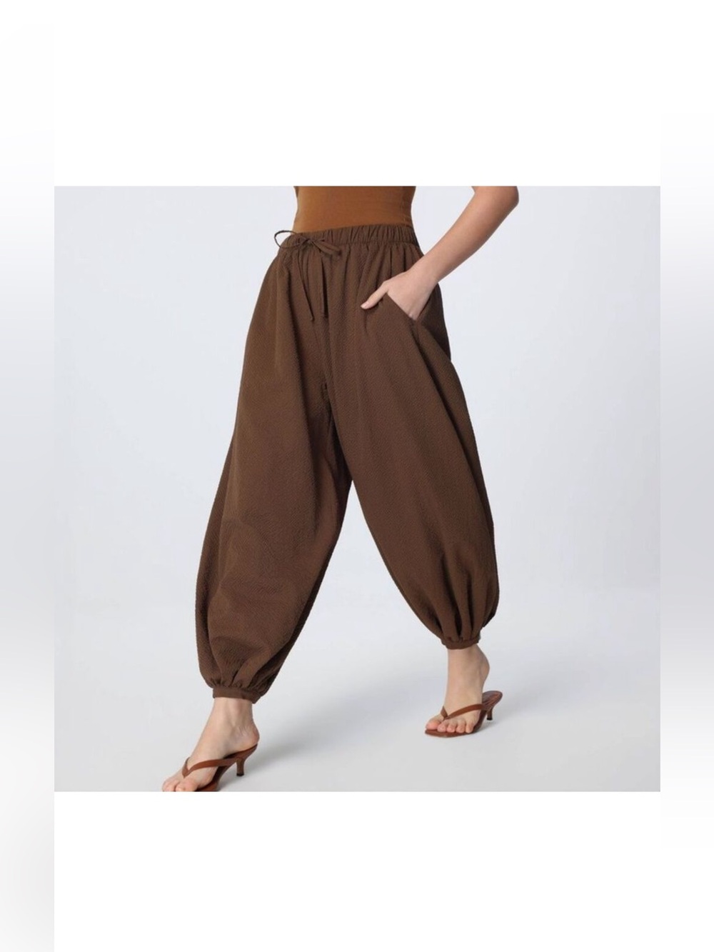 A New Day - Women's Mid-Rise Drawstring Balloon Pants - A New
Khaki
